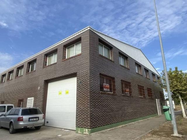 Local Comercial en alquiler en Cistérniga, Polígono Industrial la Mora