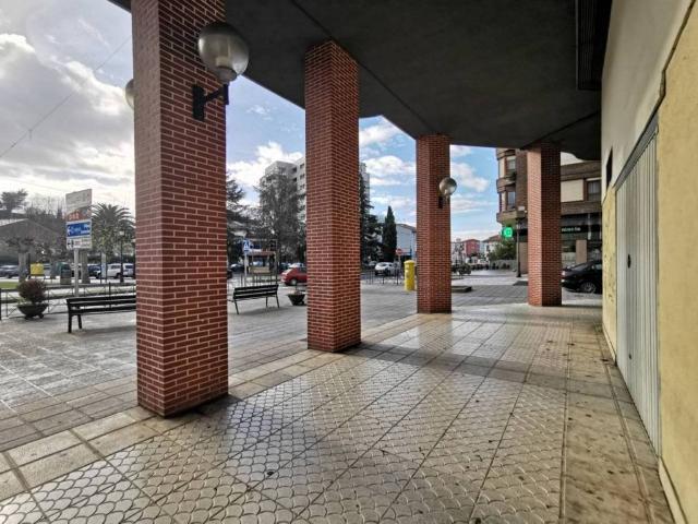 Local Comercial en alquiler en Colindres, Cantabria