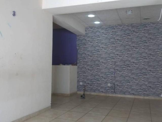 Local Comercial en alquiler en Corbera de Llobregat, Barcelona