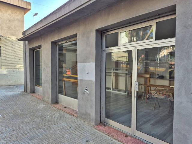 Local Comercial en alquiler en Cornellà De Llobregat, Sant Ildefons Local Comercial en alquiler en Cornellà De Llobregat, Sant Ildefons