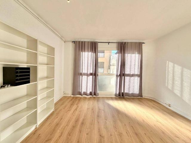 Local Comercial en alquiler en Almeda, Baix Llobregat