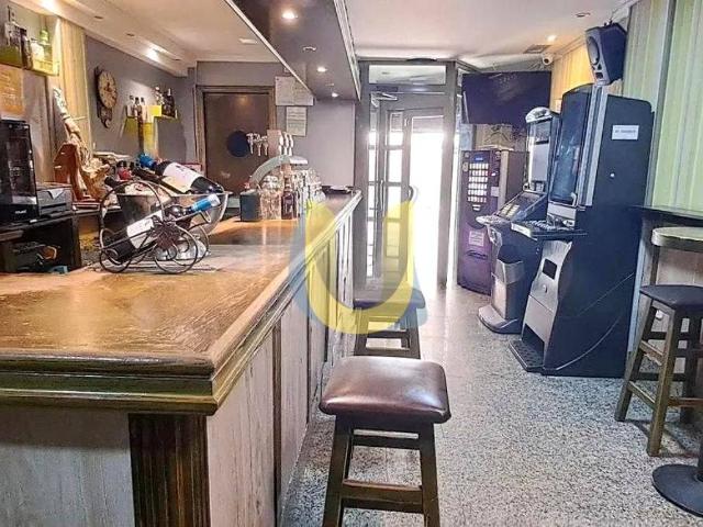 Local Comercial en alquiler en Coslada, Madrid