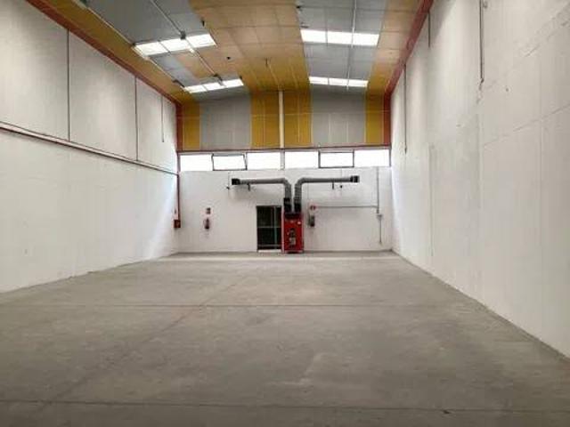 Local Comercial en alquiler en Coslada, Madrid