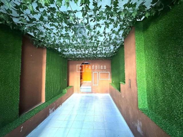 Local Comercial en alquiler en Coslada, Madrid