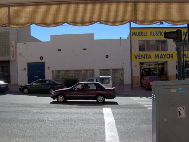 Local Comercial en alquiler en Crevillent, Valencia