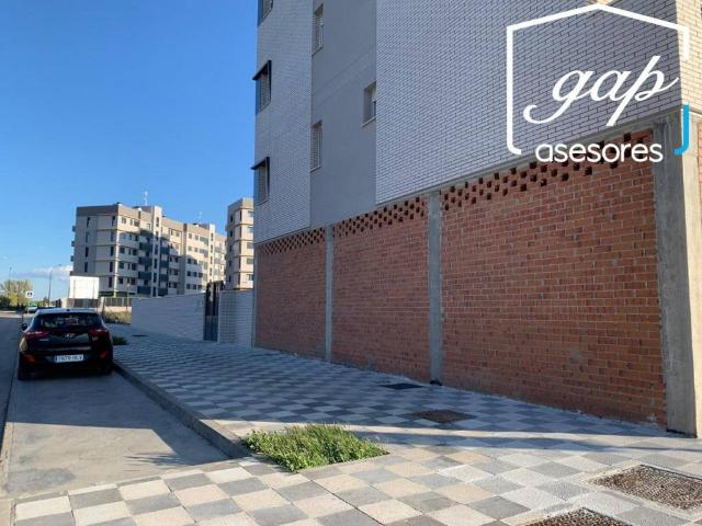 Local Comercial en alquiler en Cuenca, Castilla-La Mancha