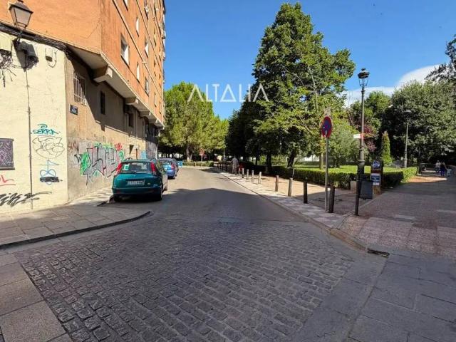 Local Comercial en alquiler en Cuenca, Castilla-La Mancha