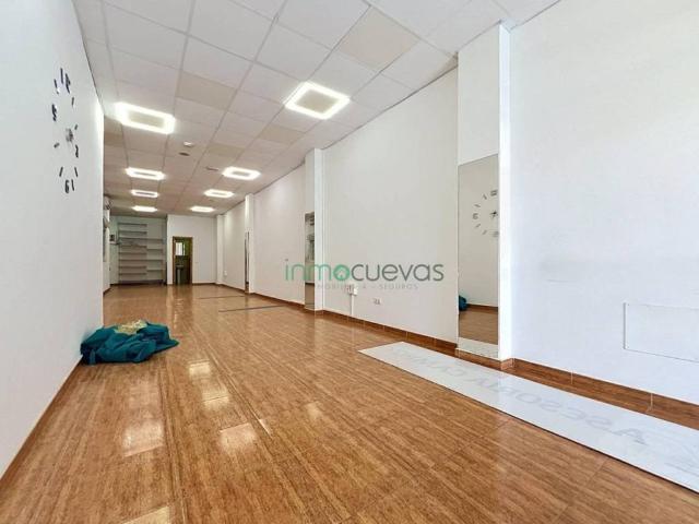 Local Comercial en alquiler en Cuevas Del Almanzora, Andalucía