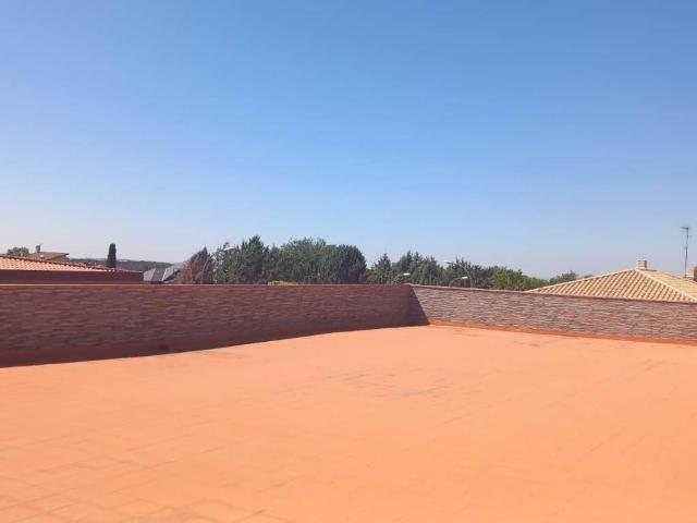 Local Comercial en alquiler en El Casar, Castilla-La Mancha