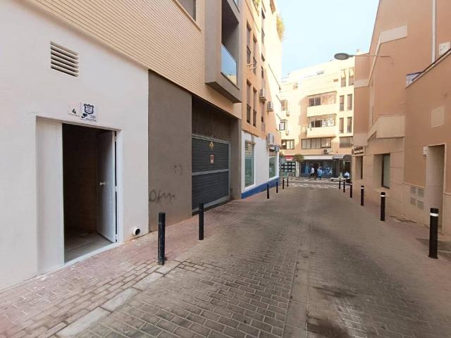 Local Comercial en alquiler en El Ejido, Andalucía
