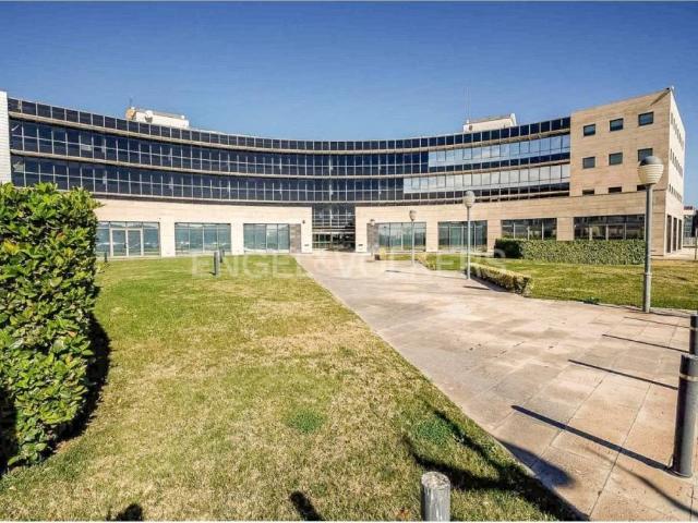 Local Comercial en alquiler en Baix Llobregat, Catalunya