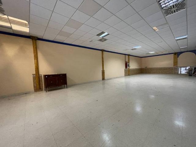 Local Comercial en alquiler en Estepona, Málaga