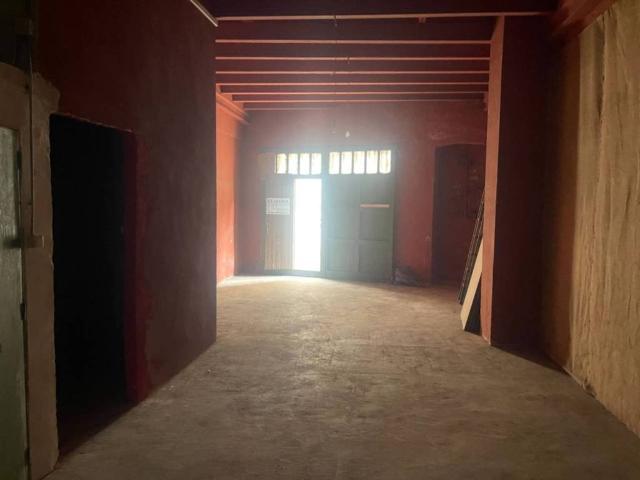 Local Comercial en alquiler en Figueres, Girona