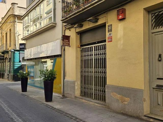 Local Comercial en alquiler en Figueres