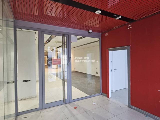 Local Comercial en alquiler en Figueres, Girona