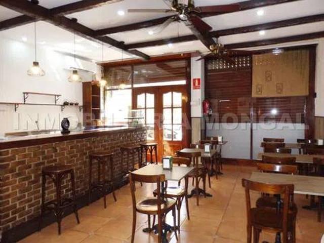 Local Comercial en alquiler en Ausiàs Marc, Baix Llobregat
