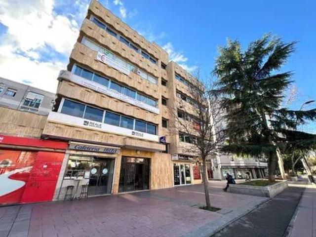 Local Comercial en alquiler en Juan de la Cierva, Getafe