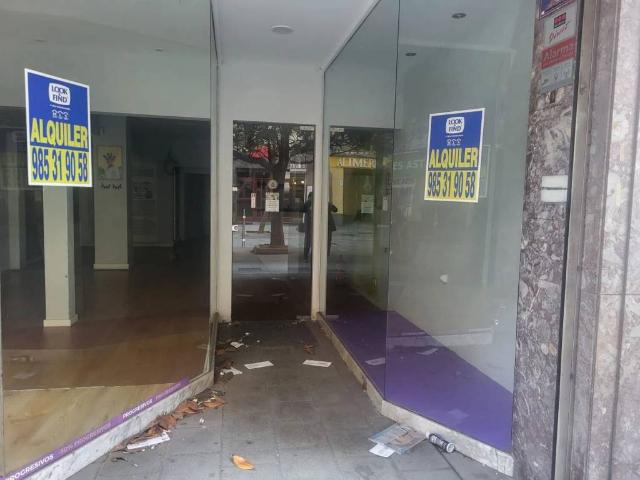 Local Comercial en alquiler en El Carmen, Gijón