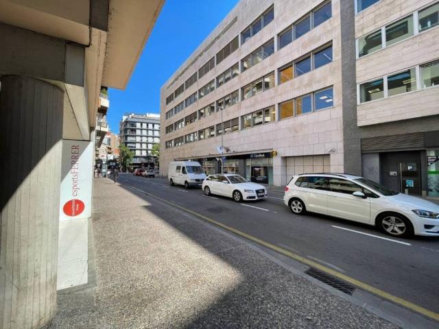 Local Comercial en alquiler en Eixample, Gironès