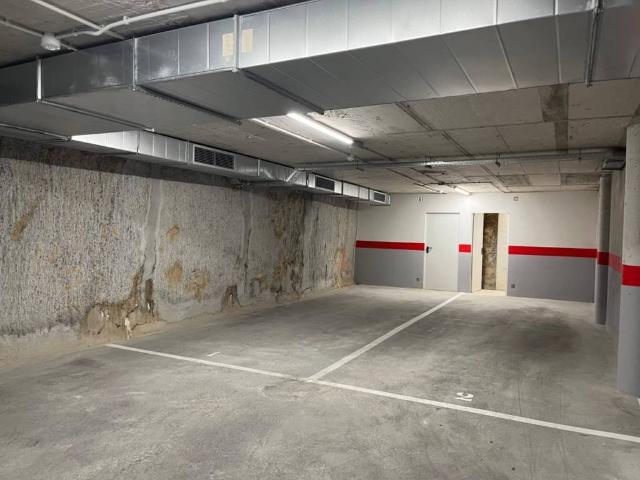 Local Comercial en alquiler en Eixample, Gironès