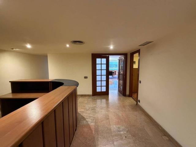 Local Comercial en alquiler en Eixample, Gironès