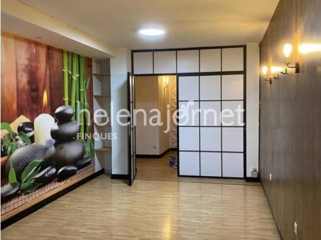 Local Comercial en alquiler en Eixample, Gironès