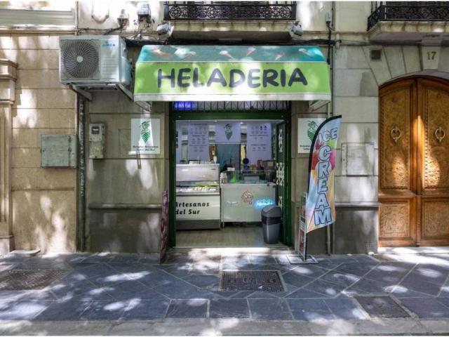 Local Comercial en alquiler en Centro, Comarca de la Vega de Granada
