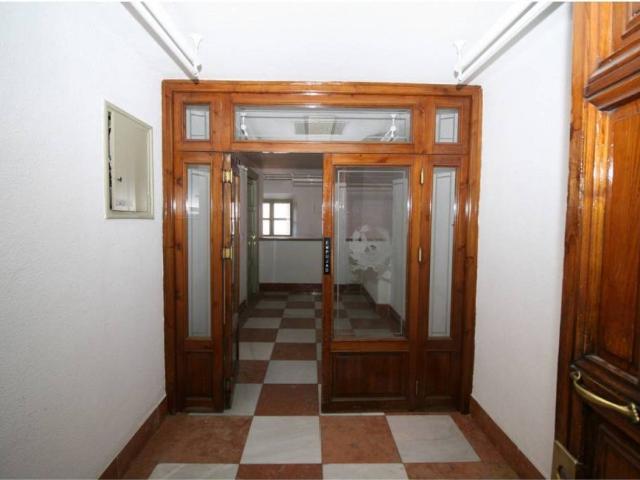 Local Comercial en alquiler en Centro, Comarca de la Vega de Granada