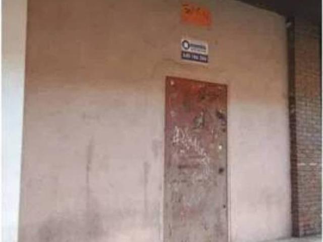 Local Comercial en alquiler en Adoratrices, Guadalajara