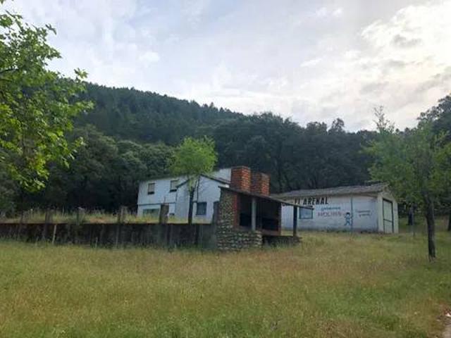 Local Comercial en alquiler en Herguijuela De La Sierra, Castilla y León