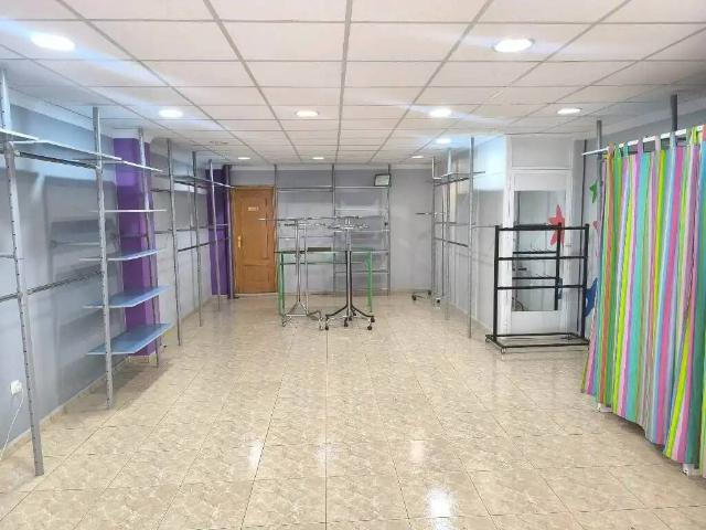Local Comercial en alquiler en Ibi, Alacant / Alicante