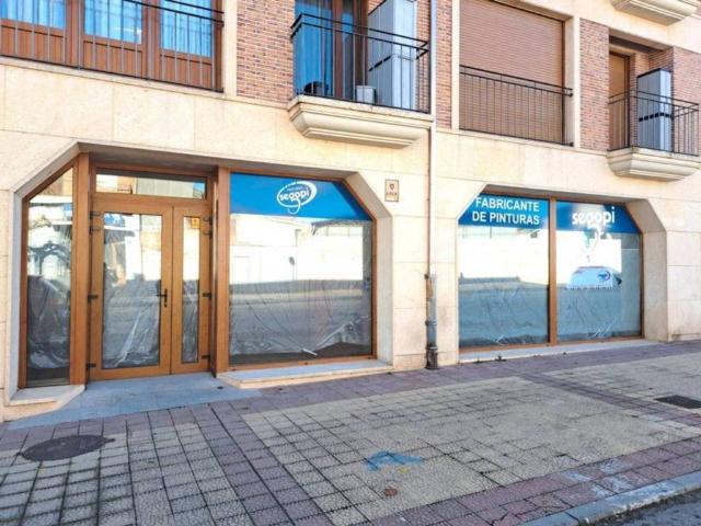 Local Comercial en alquiler en Íscar, Castilla y León