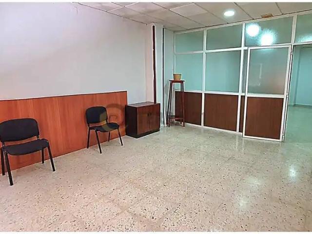 Local Comercial en alquiler en Jaén, Andalucía