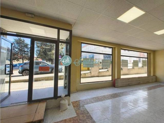 Local Comercial en alquiler en La Lastrilla, Castilla y León