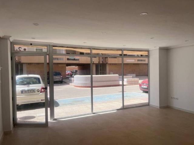 Local Comercial en alquiler en La Manga del Mar Menor, Cartagena