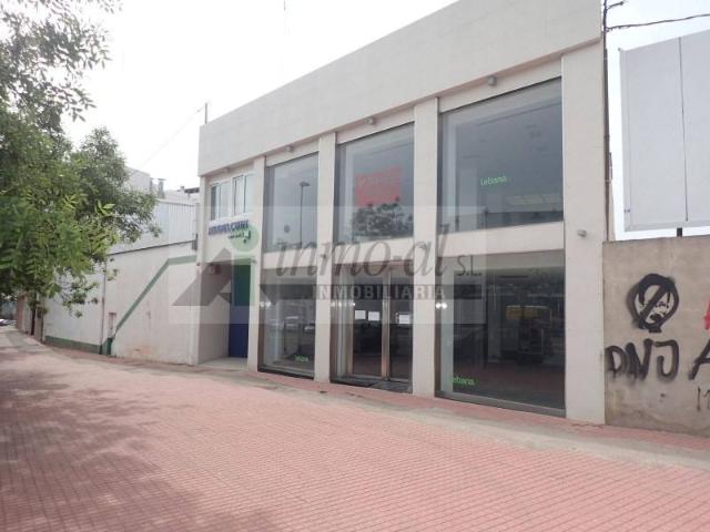 Local Comercial en alquiler en La Vall D'uixó