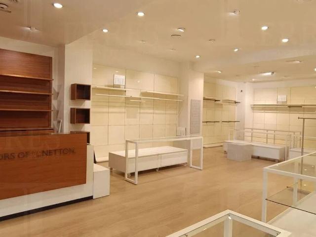 Local Comercial en alquiler en La Vall D'uixó