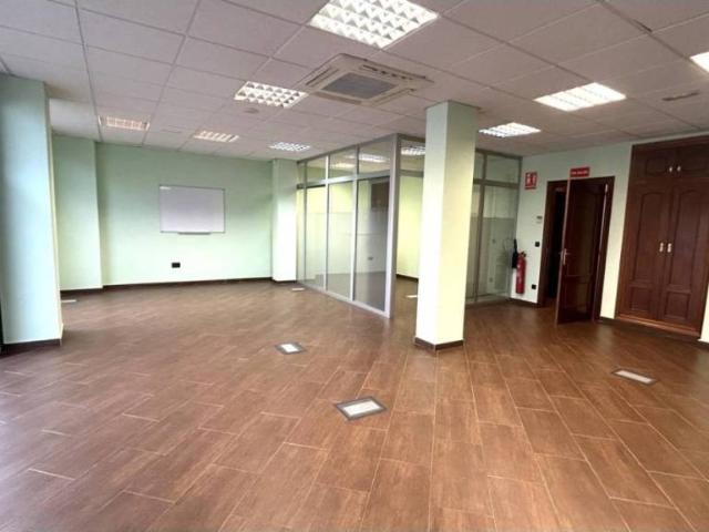 Local Comercial en alquiler en Laguna De Duero, Castilla y León