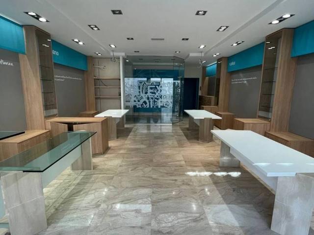 Local Comercial en alquiler en L'ametlla De Mar
