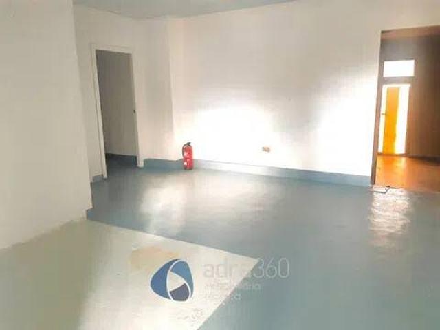 Local Comercial en alquiler en Villapatro, Lardero