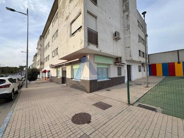 Local Comercial en alquiler en Lebrija, Andalucía