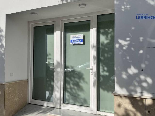 Local Comercial en alquiler en Lebrija, Andalucía