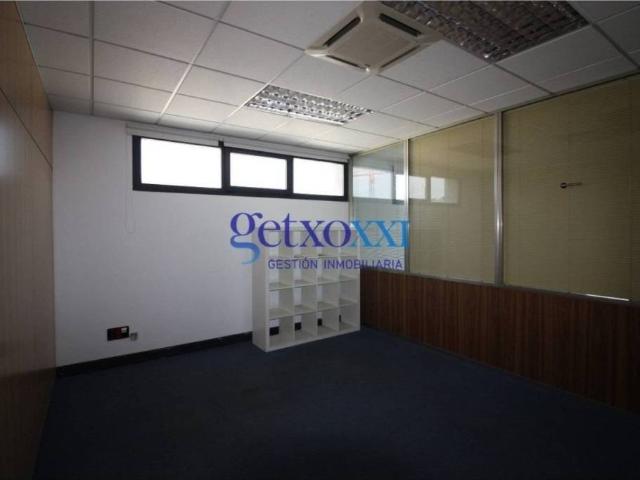 Local Comercial en alquiler en Leioa, Guipúzcoa