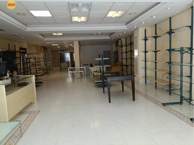Local Comercial en alquiler en Costa Occidental, Andalucía