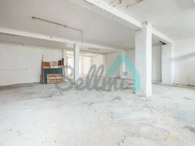 Local Comercial en alquiler en Llanera, Asturias