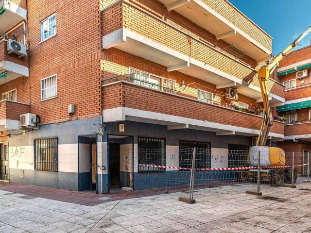 Local Comercial en alquiler en Loeches, Madrid