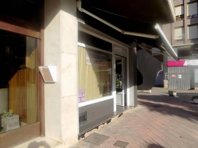 Local Comercial en alquiler en Los Corrales De Buelna, Cantabria