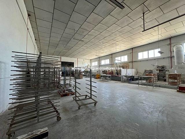 Local Comercial en alquiler en Lucena