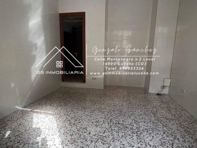 Local Comercial en alquiler en Lucena