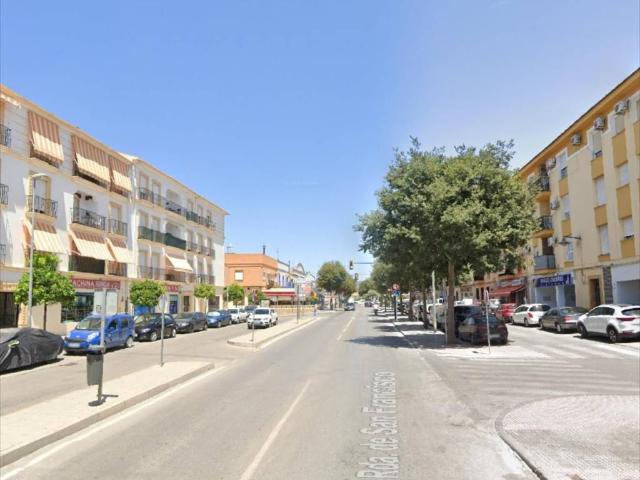 Local Comercial en alquiler en Lucena, Andalucía